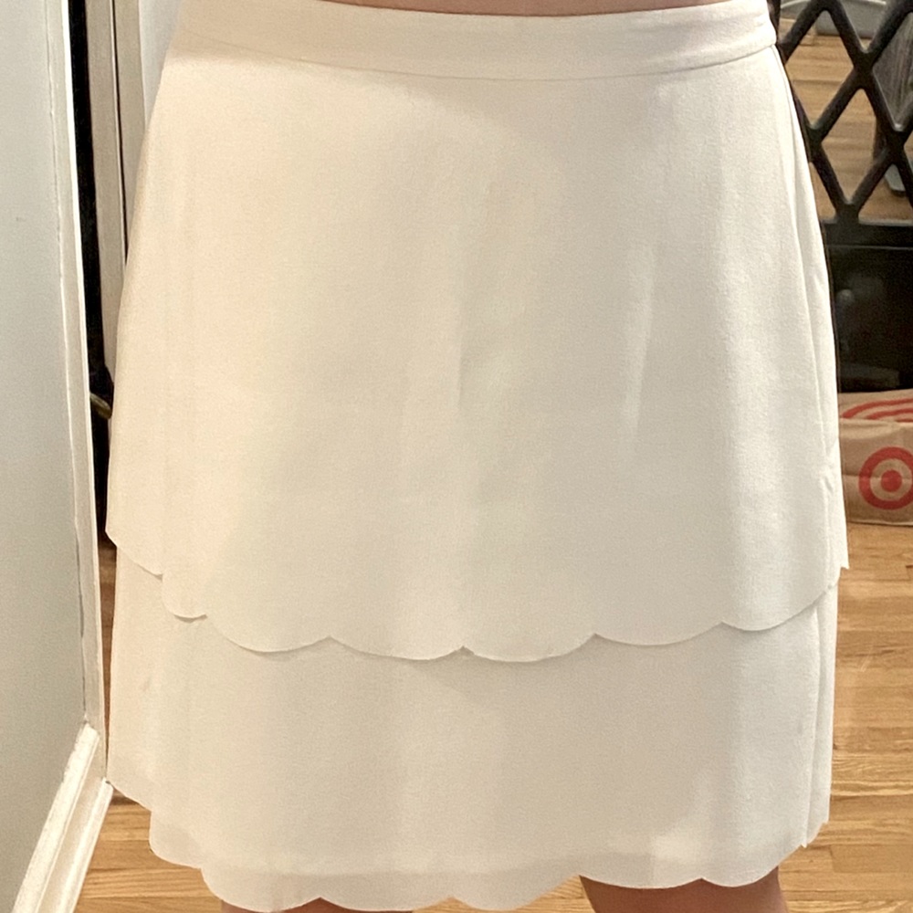 Ann Taylor White, scalloped edge, tiered skirt